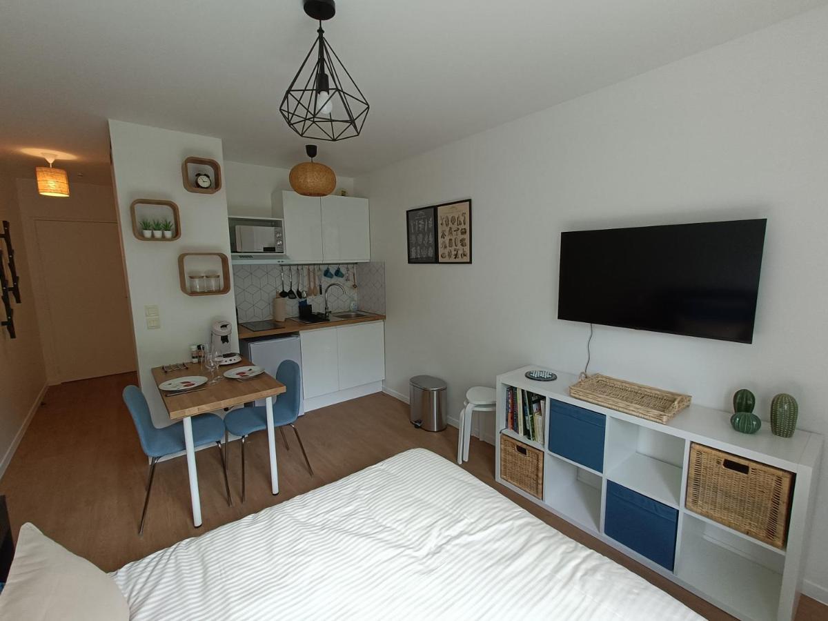 Studio Cosy Neuf + Lit Bebe A 4 Minutes Rer A Монтеврен Екстериор снимка