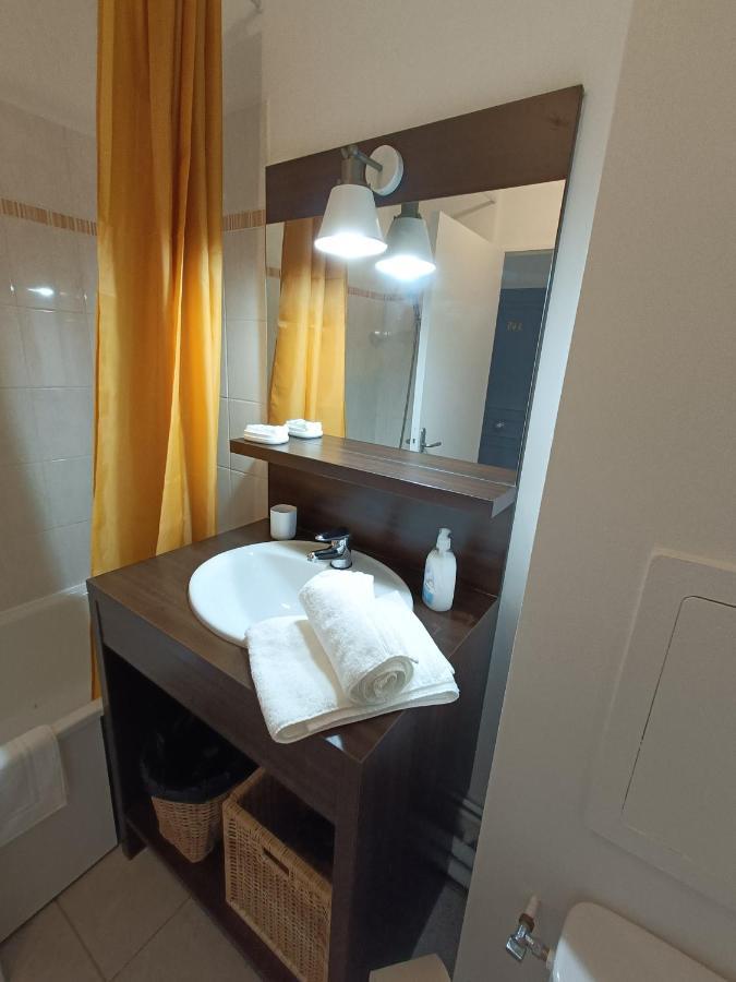 Studio Cosy Neuf + Lit Bebe A 4 Minutes Rer A Монтеврен Екстериор снимка